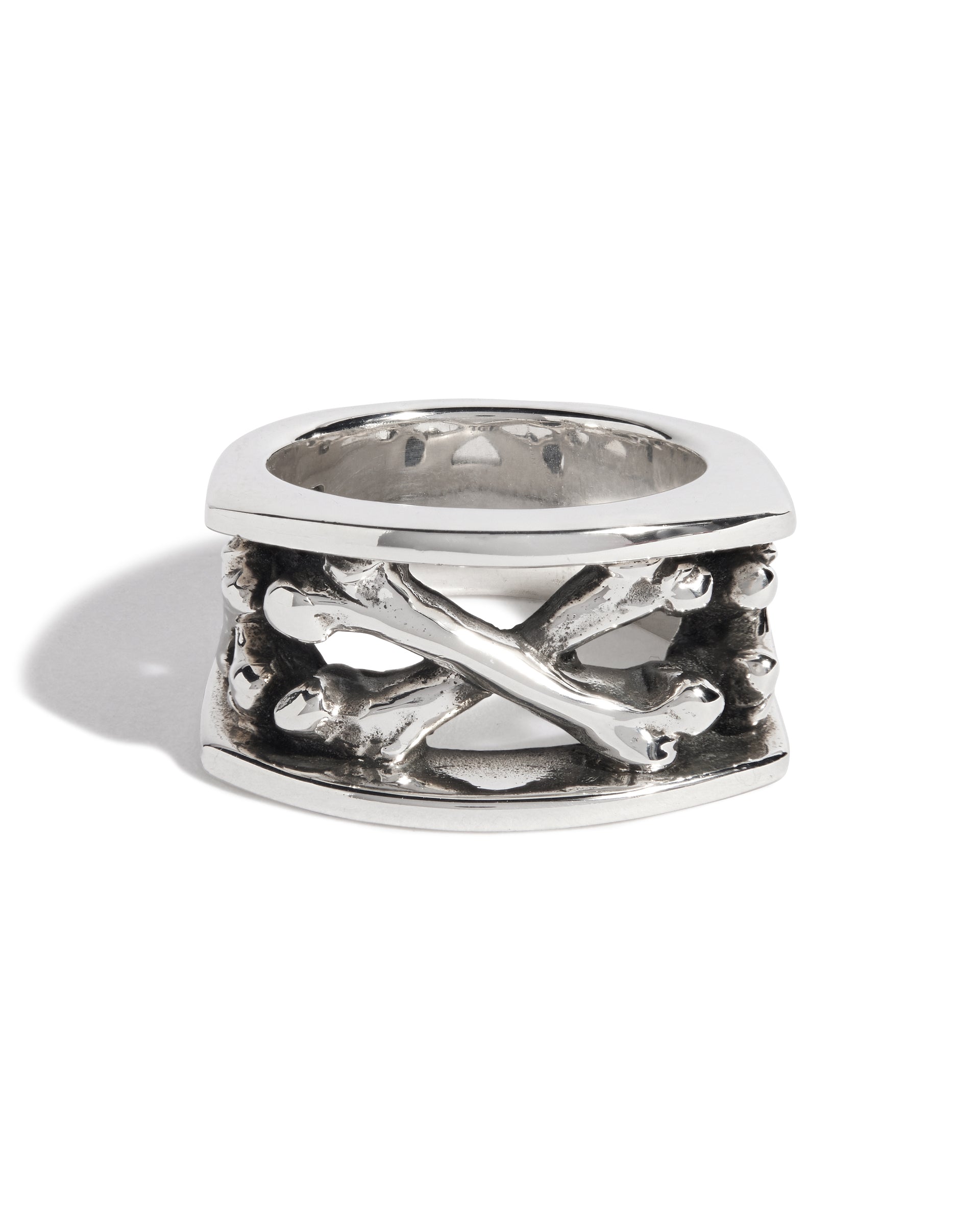 Chunky Crossbones Ring – The Great Frog London