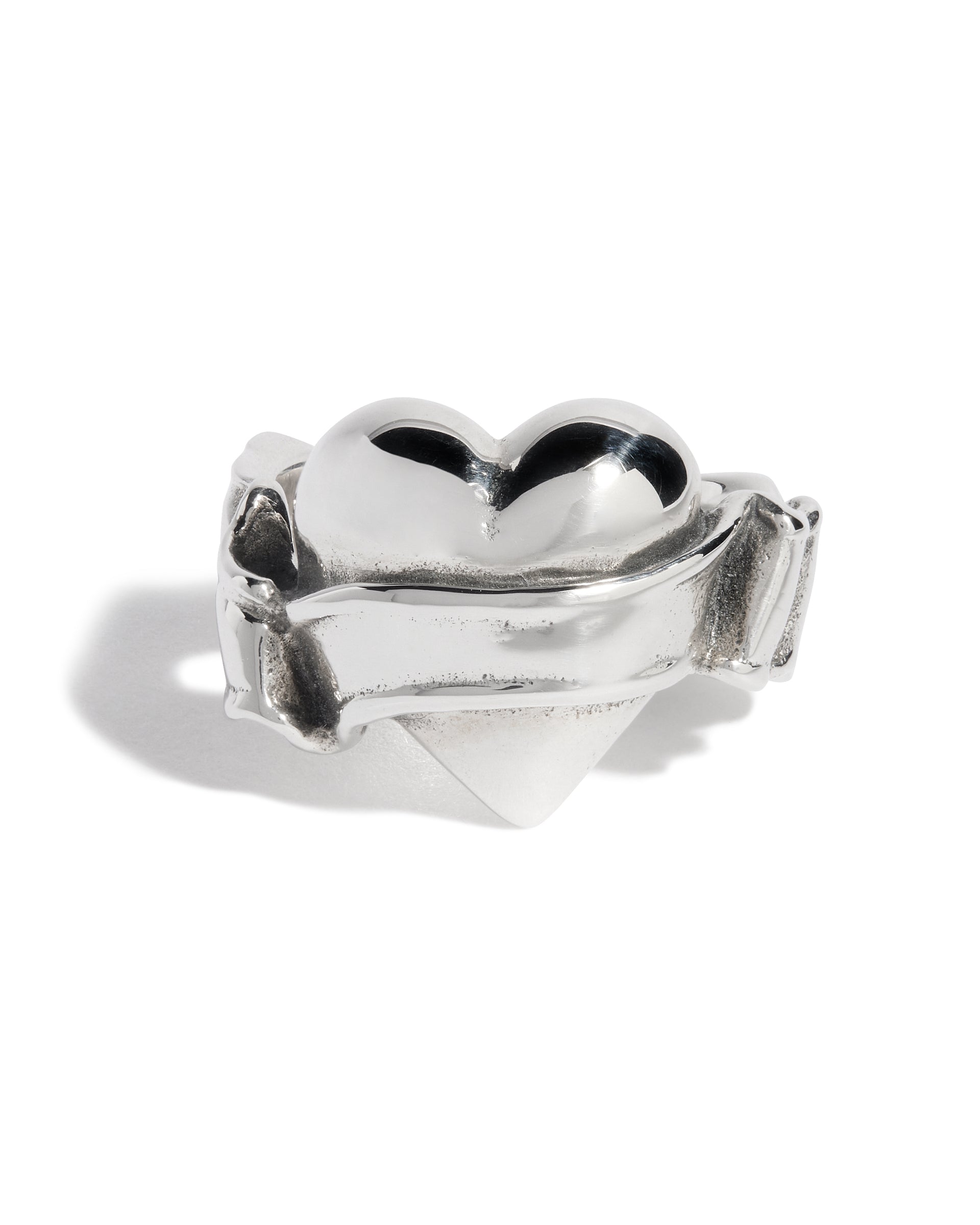 Heart and Banner Ring – The Great Frog London
