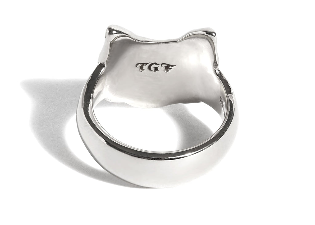 Cat Ring with Emerald Eyes