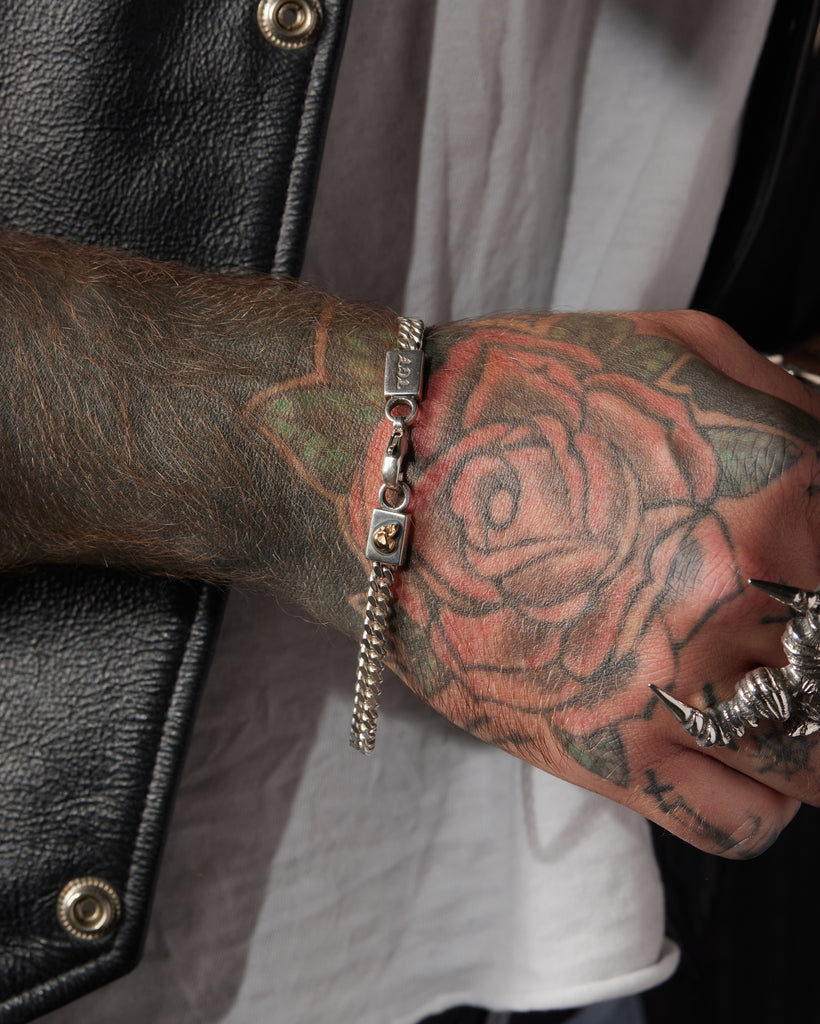 Flat Curb Chain Bracelet With 18ct Skull