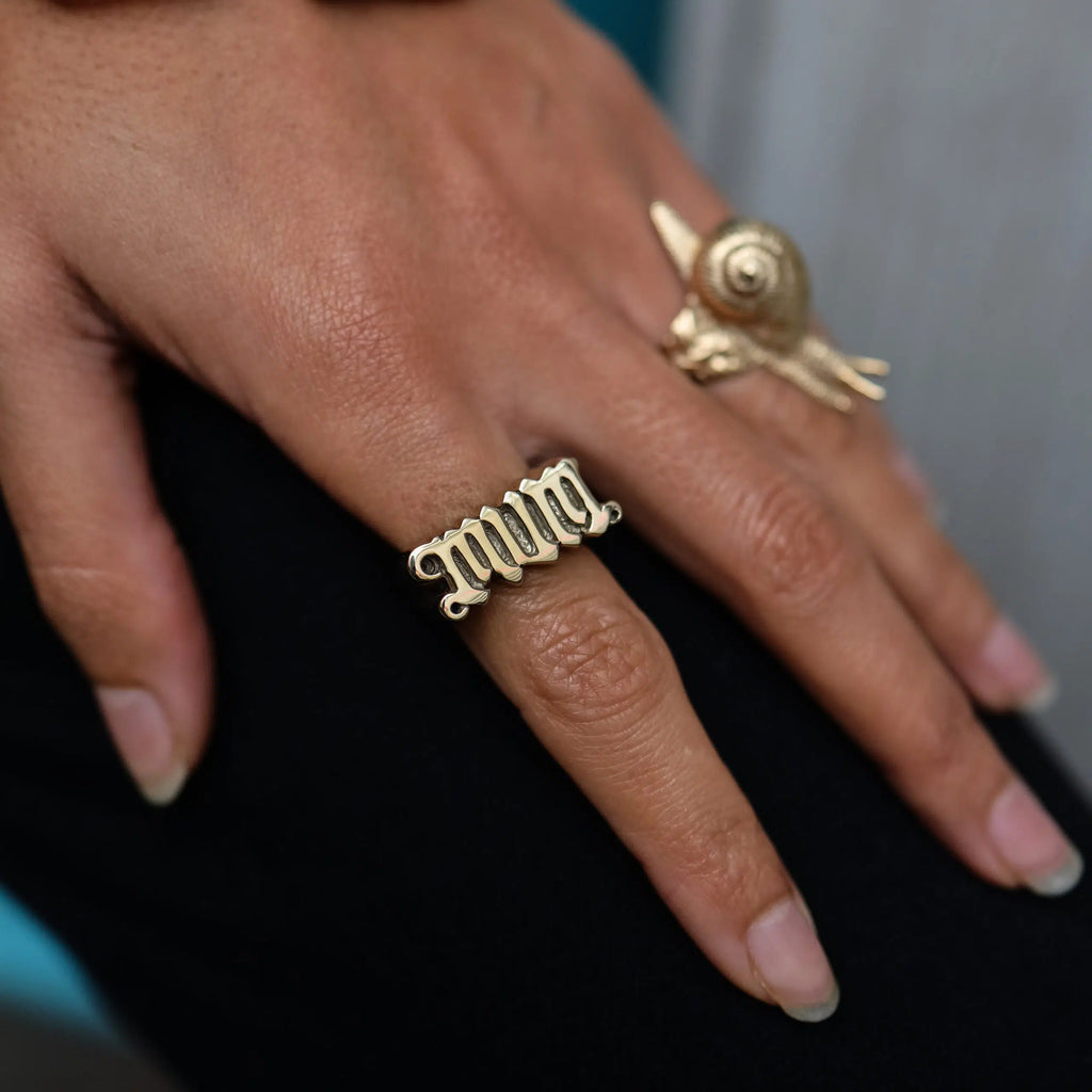 Solid 9ct Gold Mum Ring