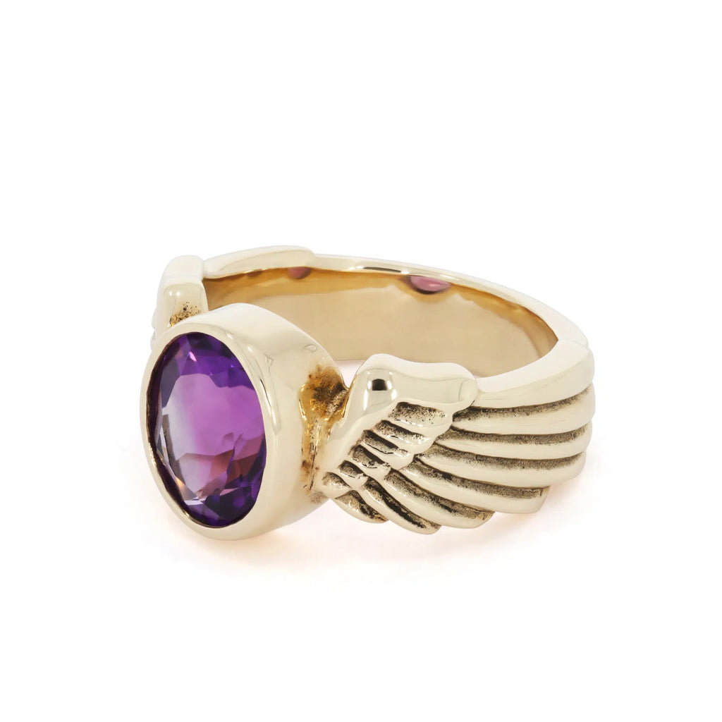 Solid 9ct Gold Winged Gem Ring with Faceted Purple Amethyst