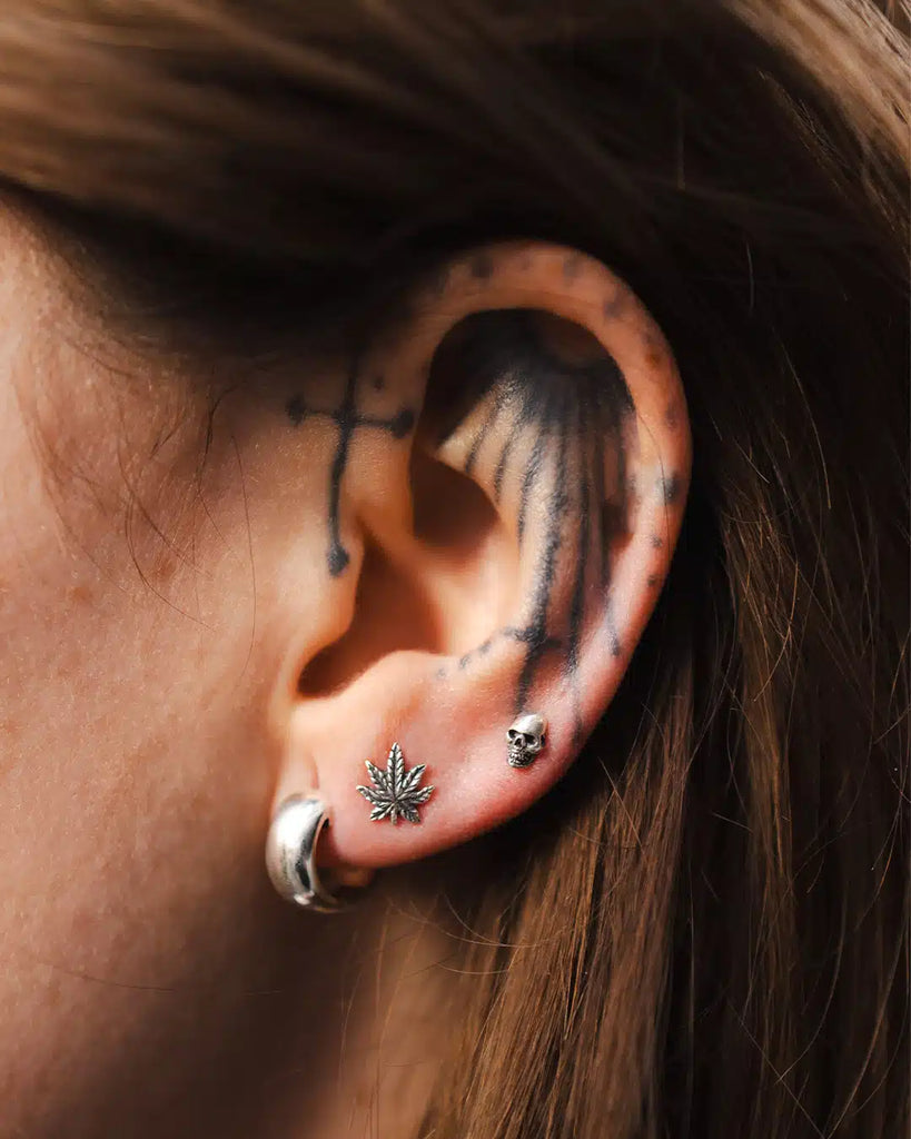 TGF Chunky Hoop Earring (Single)