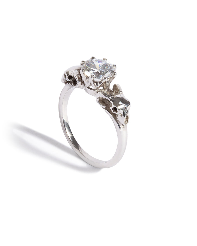 Pan's Bride Engagement Ring with a Natural White Diamond