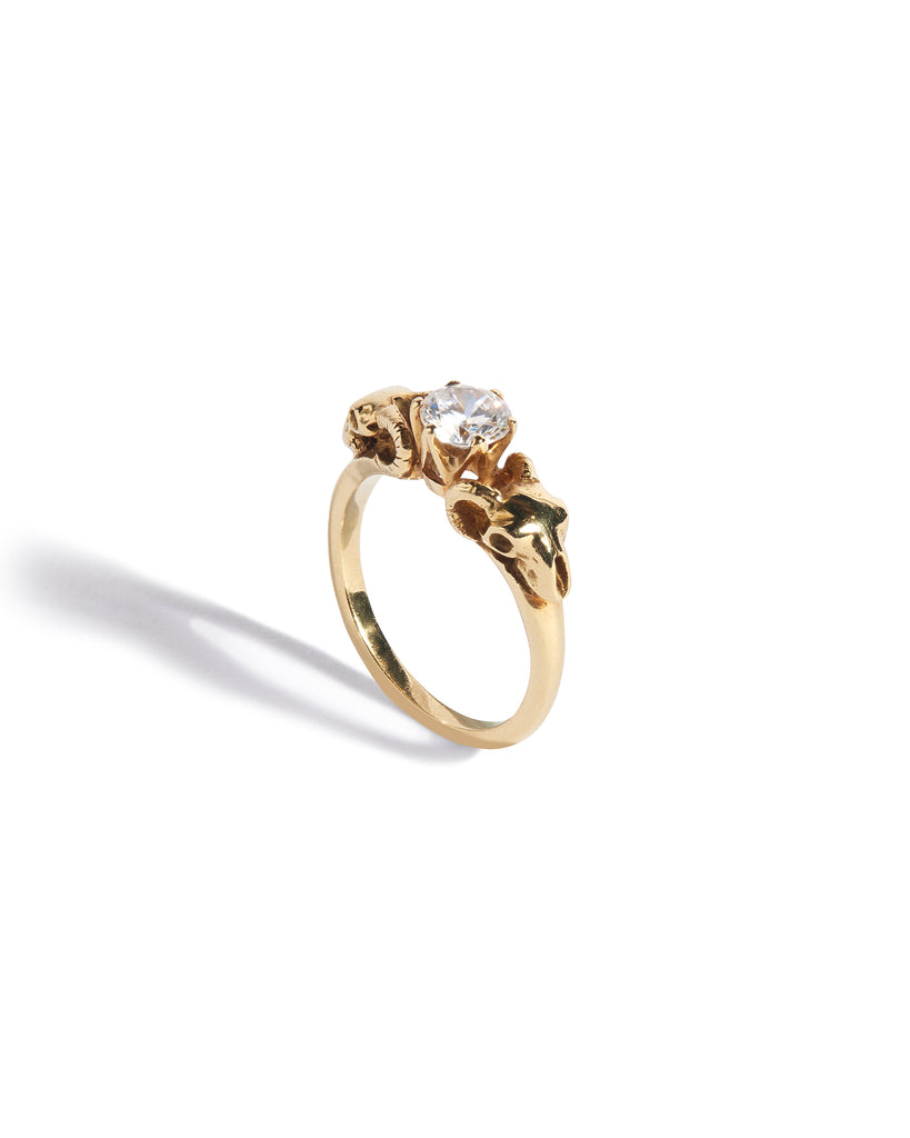 Pan's Bride Engagement Ring with a Natural White Diamond