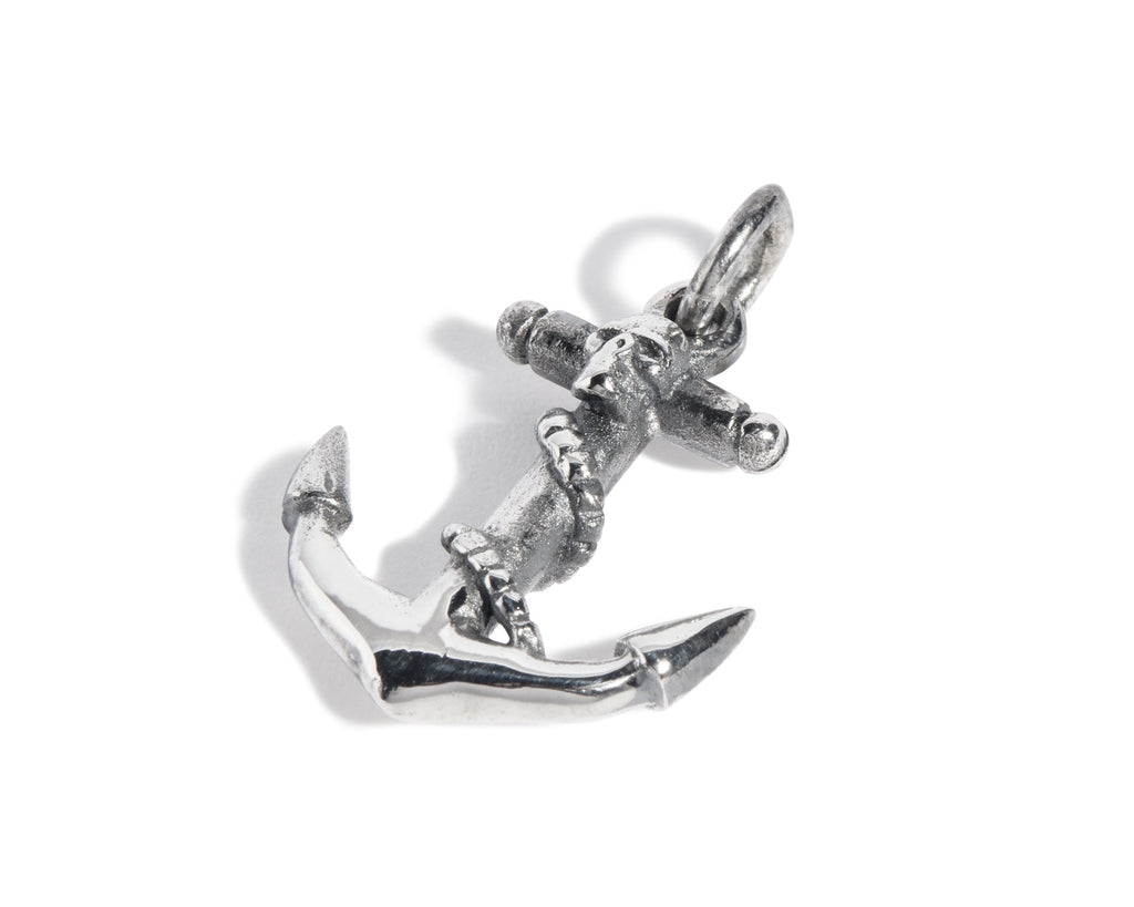 Small Anchor Pendant