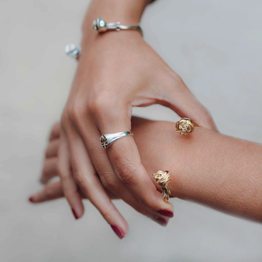 Sammi 'The Rose Amongst Thorns' 9ct Gold Bracelet