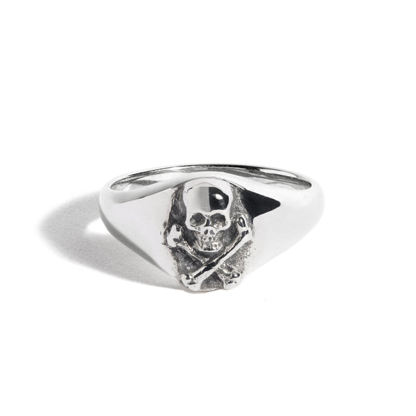 Small Skull & Crossbones Signet Ring – The Great Frog London