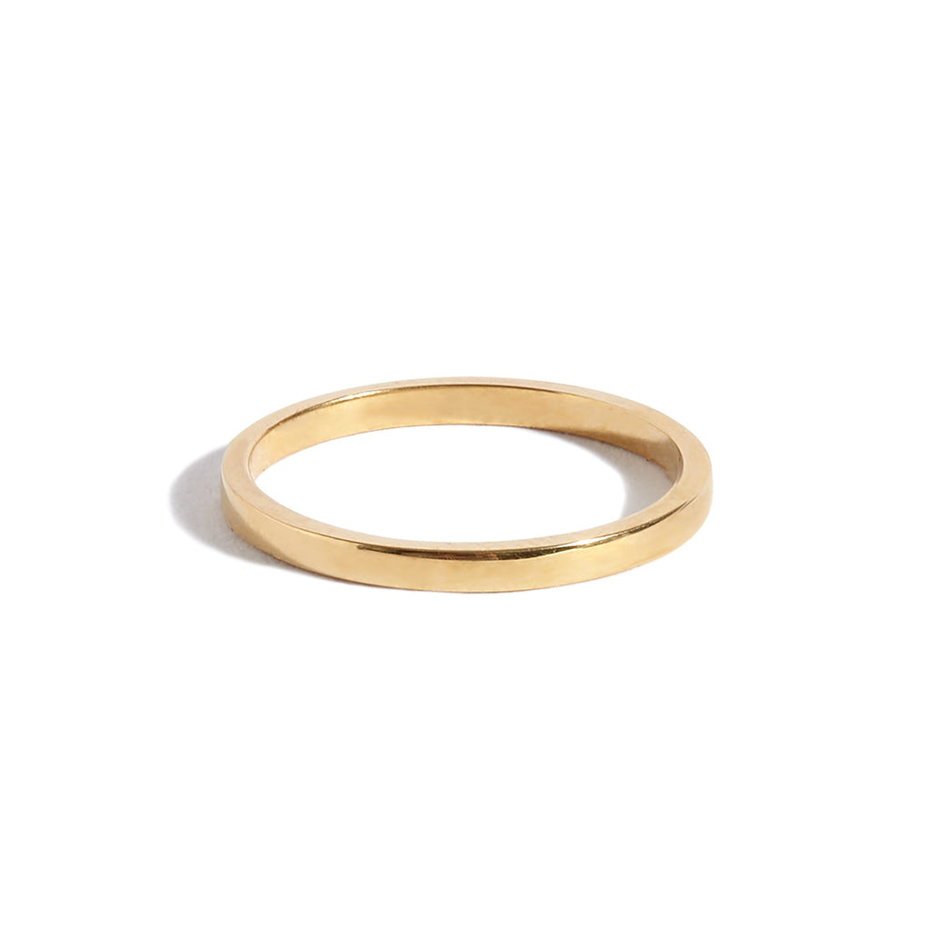 The Classic Solid 18ct Gold Plain Band